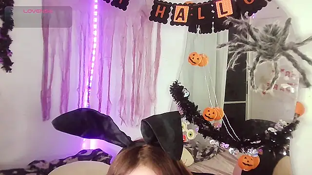 Snapshot of cherrybom969 chatting on October 13, 2025, 1:27 am cherrybom969 online show from October 13, 2025, 1:27 am