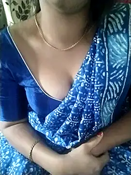 Snapshot of Sexy-Shalinii chatting on January 24, 2025, 11:04 am Sexy-Shalinii online show from January 24, 2025, 11:04 am