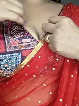 Snapshot of Sexy-Shalinii chatting on February 28, 2025, 5:04 am Sexy-Shalinii online show from February 28, 2025, 5:04 am