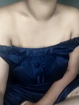 Snapshot of Sexy-Shalinii chatting on March 6, 2025, 12:43 am Sexy-Shalinii online show from March 6, 2025, 12:43 am