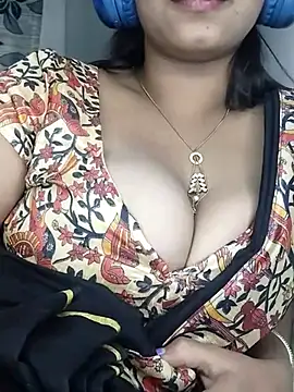 Snapshot of Sexy-Shalinii chatting on March 7, 2025, 1:18 pm Sexy-Shalinii online show from March 7, 2025, 1:18 pm