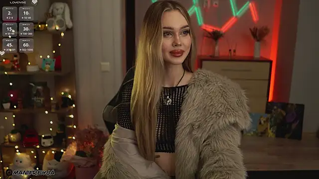 Snapshot of ManiFreyja chatting on November 17, 2025, 7:19 pm ManiFreyja online show from November 17, 2025, 7:19 pm