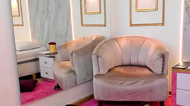 Snapshot of AmandaMartinez_ chatting on March 3, 2025, 6:22 pm AmandaMartinez online show from March 3, 2025, 6:22 pm