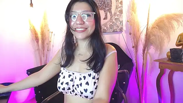 Snapshot of Gag_princeess chatting on March 2, 2025, 4:50 am Gag princeess online show from March 2, 2025, 4:50 am