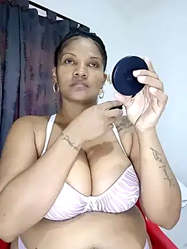 Snapshot of alejandraboobs07 chatting on December 15, 2024, 4:37 pm alejandraboobs07 online show from December 15, 2024, 4:37 pm