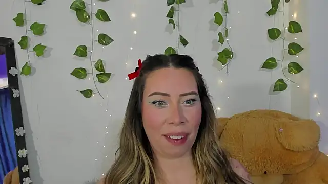 JanneKim online show from November 19, 2025, 2:50 pm