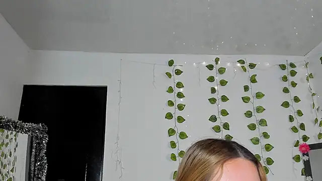 JanneKim online show from March 18, 2026, 12:52 pm