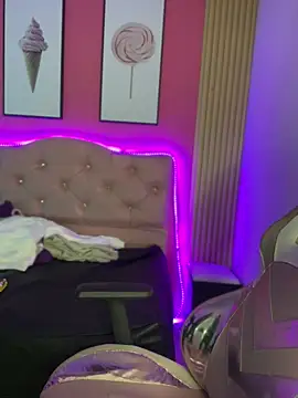 Paloma  LS online show from February 13, 2025, 7:21 pm