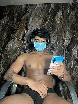 rony6663 online show from April 14, 2026, 6:52 am