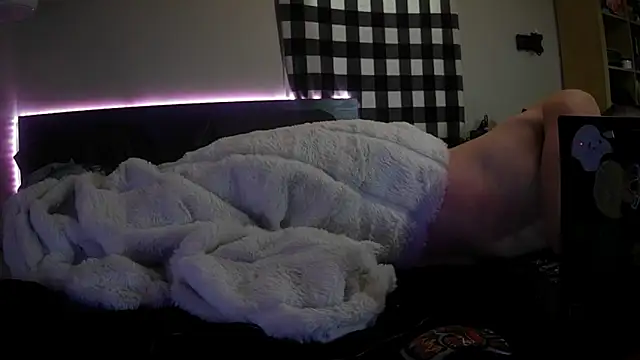 Snapshot of smokee_parT903 chatting on January 18, 2025, 8:51 pm smokee parT903 online show from January 18, 2025, 8:51 pm