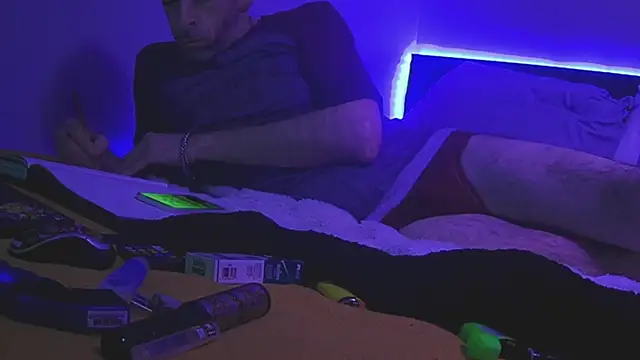 Snapshot of smokee_parT903 chatting on January 29, 2025, 10:58 am smokee parT903 online show from January 29, 2025, 10:58 am