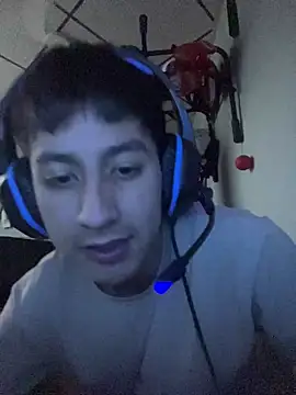 Snapshot of Stiven_017 chatting on January 18, 2026, 10:57 pm Stiven 017 online show from January 18, 2026, 10:57 pm