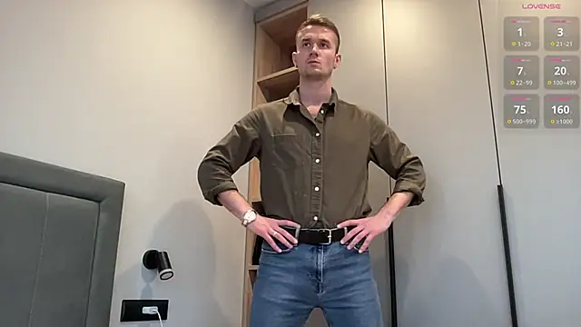 cute mark online show from October 29, 2025, 1:24 pm