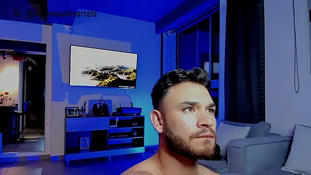 Snapshot of Maximo_Marcelo chatting on January 9, 2025, 12:03 am Maximo Marcelo online show from January 9, 2025, 12:03 am