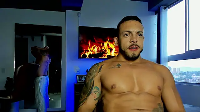 Snapshot of Maximo_Marcelo chatting on January 30, 2025, 11:02 pm Maximo Marcelo online show from January 30, 2025, 11:02 pm