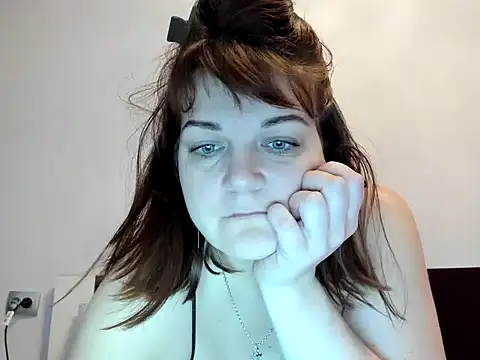 ElektraShine29 online show from January 31, 2025, 3:22 pm