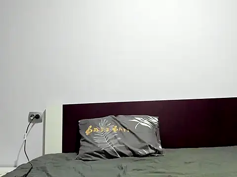 Snapshot of ElektraShine29 chatting on January 15, 2026, 7:39 pm ElektraShine29 online show from January 15, 2026, 7:39 pm