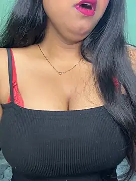 Snapshot of Ishaani_0 chatting on July 14, 2026, 6:02 pm Ishaani 0 online show from July 14, 2026, 6:02 pm