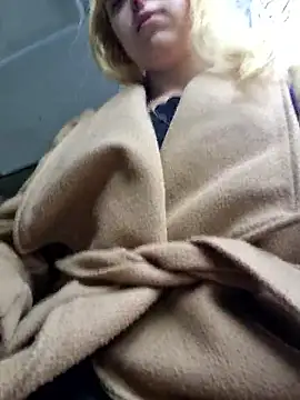 Snapshot of Public_Katrisha chatting on September 21, 2025, 1:35 pm Public Katrisha online show from September 21, 2025, 1:35 pm