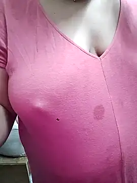 Snapshot of milf-kaira chatting on December 10, 2024, 1:33 pm milf-kaira online show from December 10, 2024, 1:33 pm