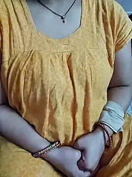 Snapshot of milf-kaira chatting on December 21, 2024, 6:02 pm milf-kaira online show from December 21, 2024, 6:02 pm