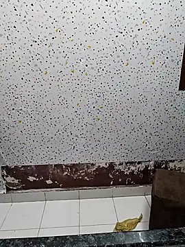 Snapshot of milf-kaira chatting on January 6, 2025, 2:04 am milf-kaira online show from January 6, 2025, 2:04 am