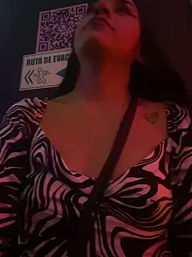 Snapshot of Little_aphrodite chatting on February 23, 2025, 5:56 am Little aphrodite online show from February 23, 2025, 5:56 am