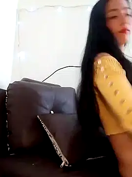 Snapshot of chloewildd_ chatting on December 28, 2024, 8:25 pm chloewildd online show from December 28, 2024, 8:25 pm