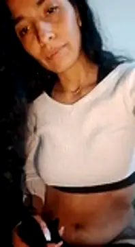 Snapshot of chloewildd_ chatting on January 5, 2025, 3:43 am chloewildd online show from January 5, 2025, 3:43 am