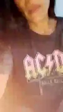 Snapshot of chloewildd_ chatting on February 8, 2025, 9:46 am chloewildd online show from February 8, 2025, 9:46 am