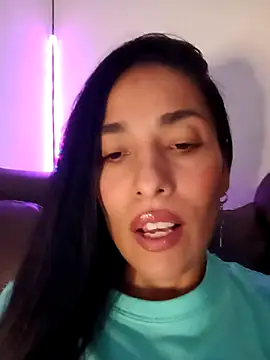 Snapshot of chloewildd_ chatting on October 5, 2025, 9:56 pm chloewildd online show from October 5, 2025, 9:56 pm