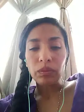 Snapshot of chloewildd_ chatting on November 2, 2025, 9:06 pm chloewildd online show from November 2, 2025, 9:06 pm