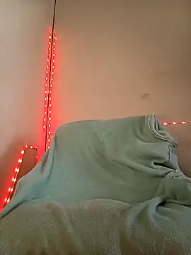 Snapshot of chloewildd_ chatting on November 10, 2025, 3:00 pm chloewildd online show from November 10, 2025, 3:00 pm