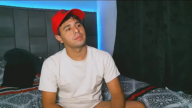 beautiful james online show from December 27, 2024, 11:53 pm