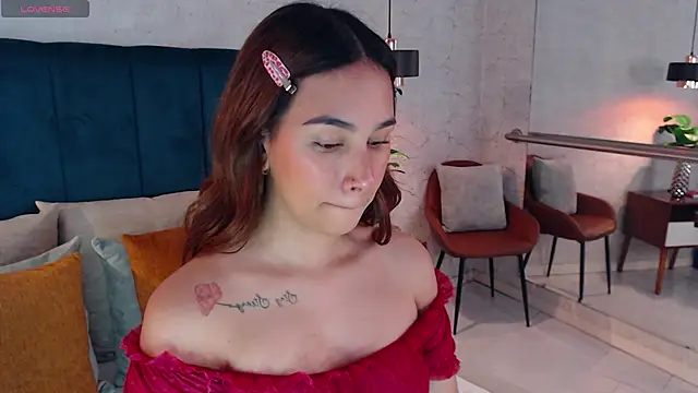 AdeleAndersonn online show from October 31, 2025, 5:47 pm