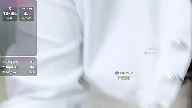 Snapshot of 808dass chatting on November 4, 2025, 7:35 pm 808dass online show from November 4, 2025, 7:35 pm