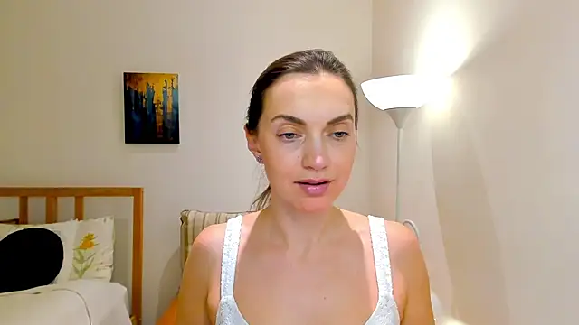 Snapshot of LovelyeeMia chatting on December 21, 2024, 1:42 pm LovelyeeMia online show from December 21, 2024, 1:42 pm