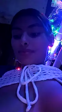 Snapshot of vanyacam_ chatting on December 13, 2024, 6:21 am vanyacam online show from December 13, 2024, 6:21 am