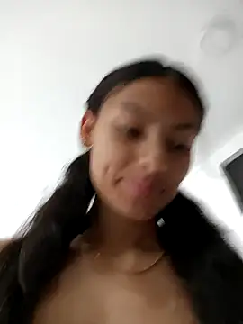 Snapshot of vanyacam_ chatting on February 10, 2025, 1:44 pm vanyacam online show from February 10, 2025, 1:44 pm