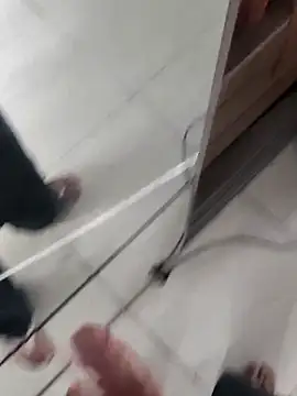 Juliano69xv online show from December 19, 2025, 3:30 pm