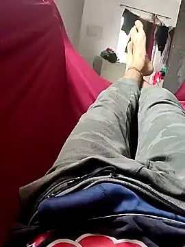 Juliano69xv online show from March 4, 2026, 1:39 pm