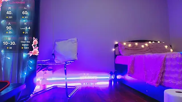 kyliejo18 online show from December 21, 2025, 4:08 am