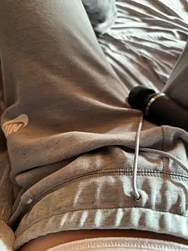 Ana-05 online show from October 8, 2025, 10:13 am