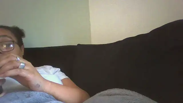 vanilla chocolate23 online show from February 4, 2025, 3:36 pm