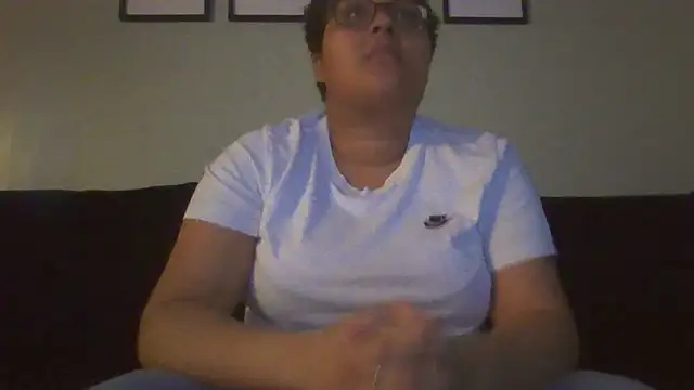 vanilla chocolate23 online show from February 5, 2025, 5:20 pm