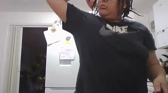 vanilla chocolate23 online show from February 13, 2025, 1:48 pm