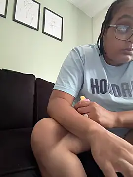 vanilla chocolate23 online show from July 22, 2026, 9:12 am