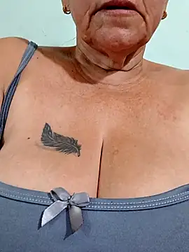 Snapshot of Zamara_milf chatting on March 10, 2026, 11:59 am Zamara milf online show from March 10, 2026, 11:59 am