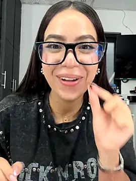 IamSteph13 online show from October 10, 2025, 2:54 am