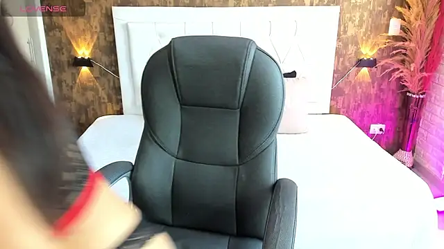 dulce  love69 online show from January 12, 2025, 1:48 pm